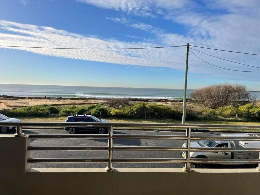 Beach House On Stockton Beach, Newcastle Villa Luaran gambar